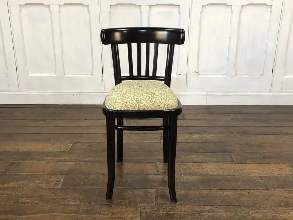 ベントウッドチェア｜ブナ材・1930年代 モリス生地張りのカフェチェア THONET（トーネット） 2
