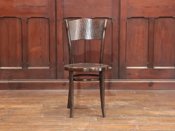ベントウッドチェア｜ブナ材・1930年代 パネルバックの曲木椅子 THONET（トーネット） 2