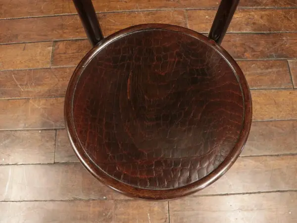 ベントウッドチェア｜ブナ材・1930年代 パネルバックの曲木椅子 THONET（トーネット） 7