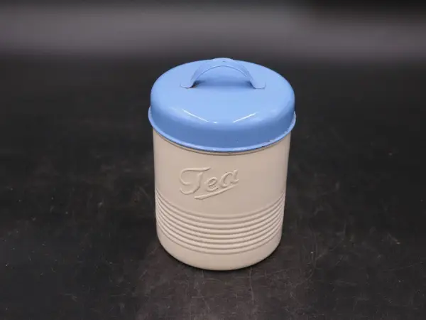 ティー缶 1