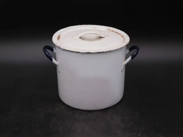 フラワー缶 3
