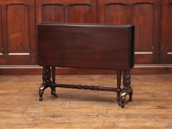 サザーランドテーブル｜マホガニー材 優雅な脚の折りたたみ式 1