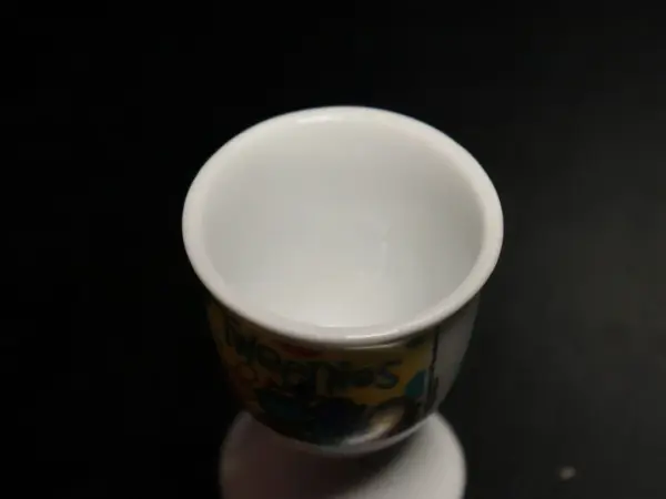 エッグスタンド 3