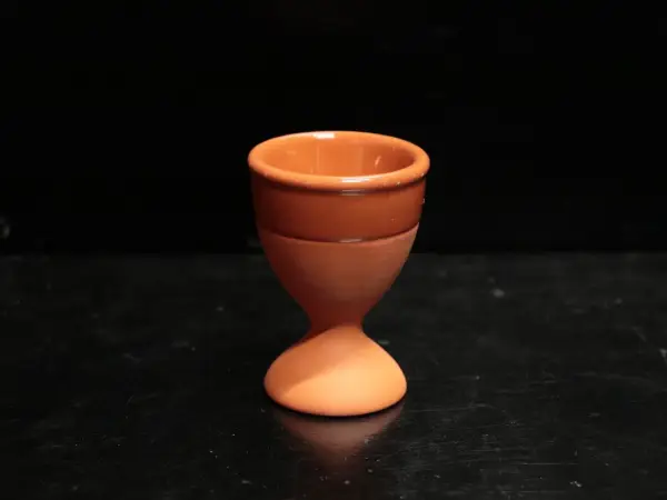 エッグスタンド 1