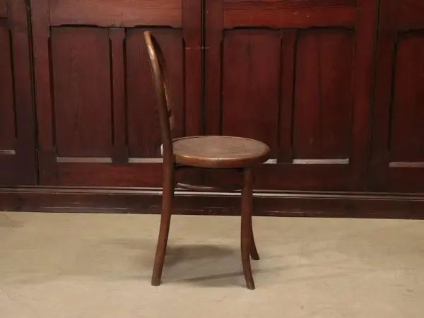ベントウッドチェア｜ブナ材・1930年代 ラッカー仕上げ THONET（トーネット） 5