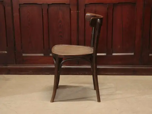 ベントウッドチェア｜ブナ材・1930年代 名作カフェチェア THONET（トーネット） 3