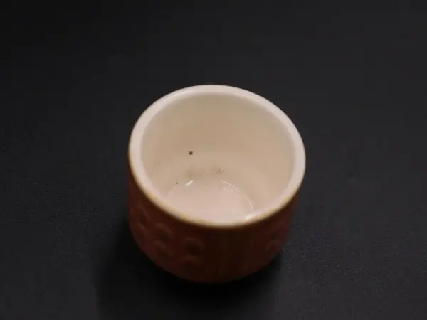 エッグスタンド 3