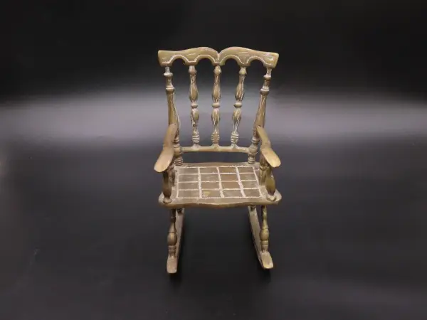 ロッキングチェア 2