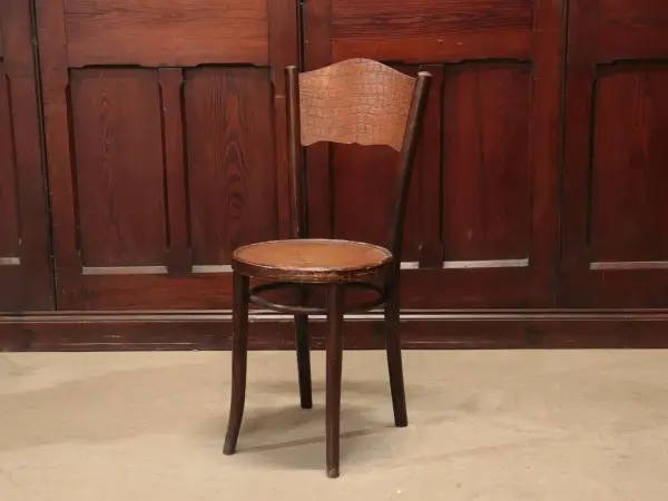 ベントウッドチェア｜ブナ材・1930年代 名作カフェチェア THONET（トーネット）