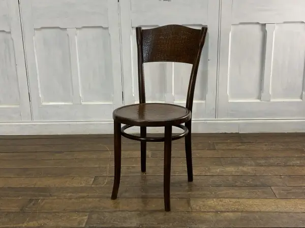 ベントウッドチェア｜ブナ材・1930年代 パネルバックの曲木椅子 THONET（トーネット）