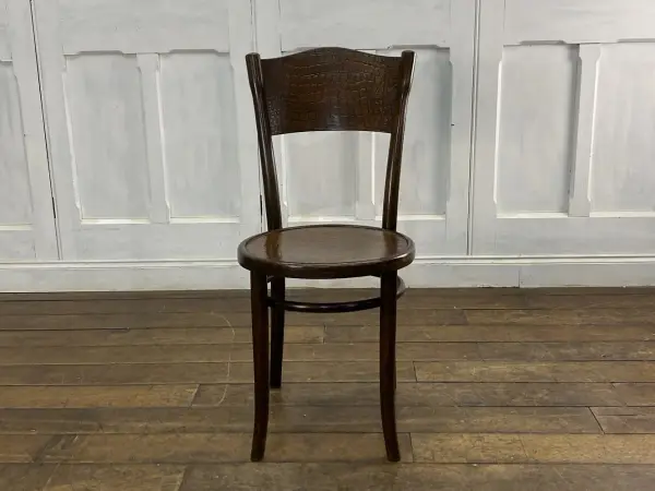 ベントウッドチェア｜ブナ材・1930年代 パネルバックの曲木椅子 THONET（トーネット） 2