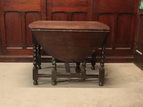 バタフライテーブル｜オーク材・1880年代 ツイストレッグのゲートレッグ 6