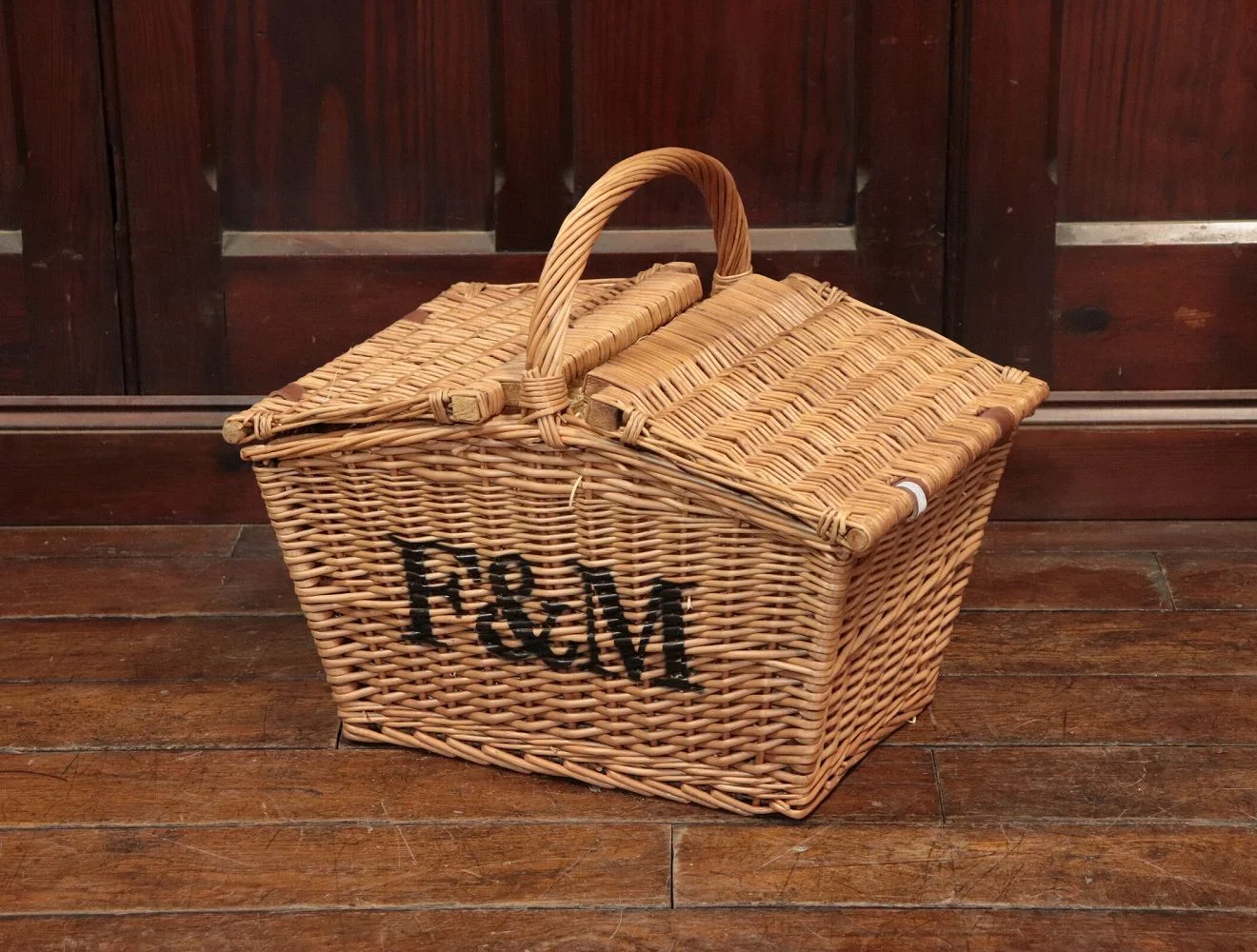 フォートナム&メイソン 籐製ハンドル付きバスケット ピクニックバスケット｜Fortnum & Mason のハンパー 53cm | ケントストア