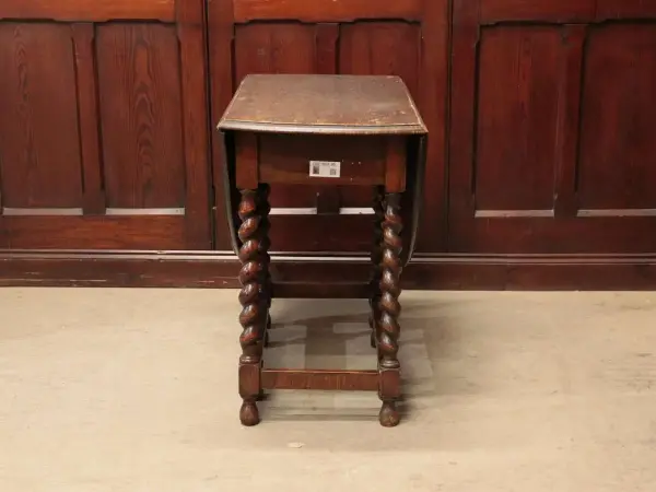 ゲートレッグテーブル｜オーク材・1910年代 コンパクトなツイストレッグ 5