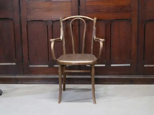 ベントウッドアームチェア｜ビーチ材・1930年代 ループバック THONET（トーネット） 2