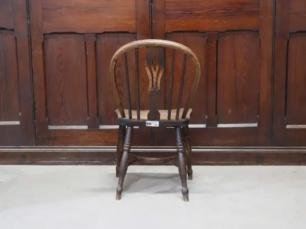 キッチンチェア｜1880年代 素朴な佇まい 4