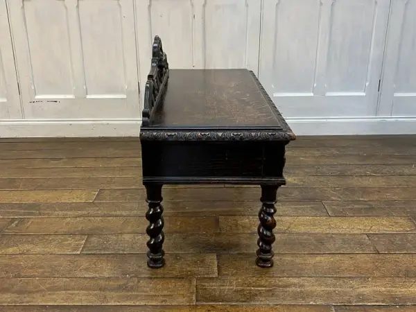 ラゲッジスタンド｜オーク材・1920年代 グリーンマン彫刻の荷物台 6