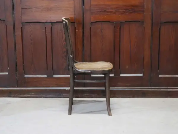 ベントウッドチェア｜ブナ材・1920年代 ラッカー仕上げの名作 THONET（トーネット） 5