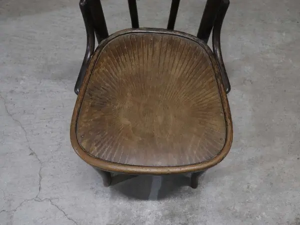 ベントウッドチェア｜ブナ材・1920年代 ラッカー仕上げの名作 THONET（トーネット） 6