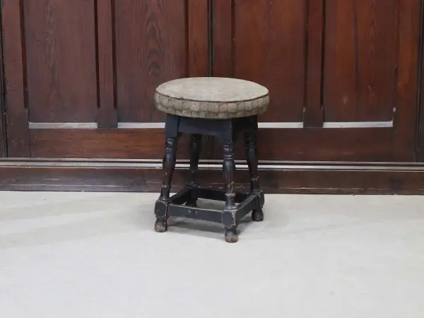 パブスツール 1