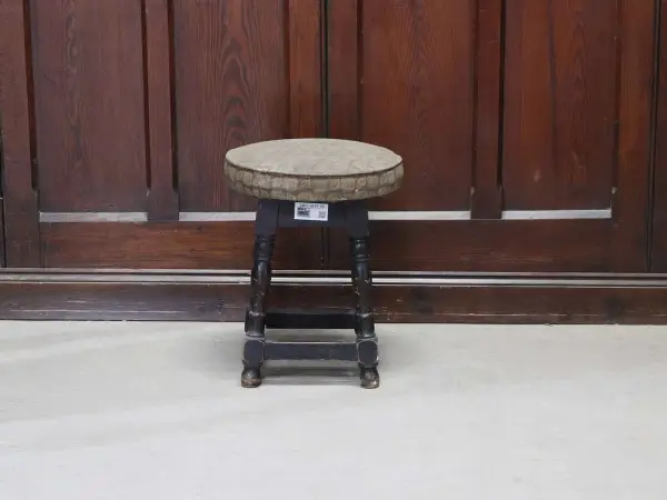 パブスツール 4