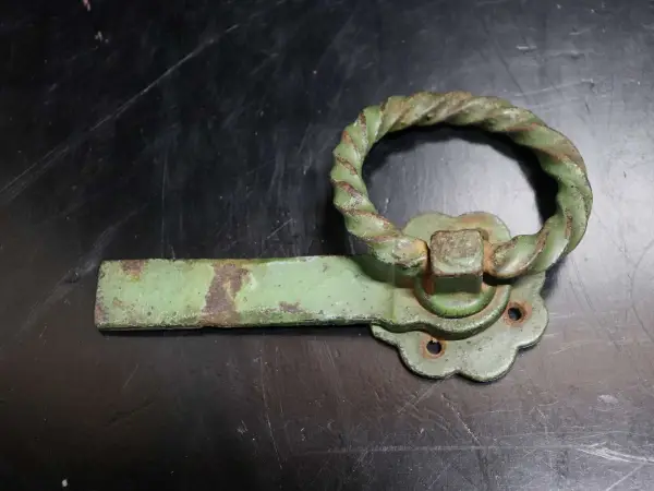 金具 3