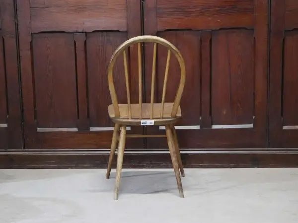 フープバックチェア｜ブナ材・エルム材・1960年代 スポークバックの名作 ERCOL（アーコール） 4