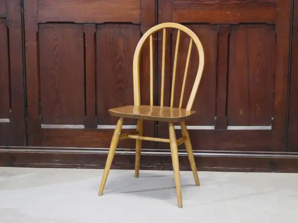フープバックチェア｜ブナ材・エルム材・1960年代 曲げ木のダイニングチェア ERCOL（アーコール） 1