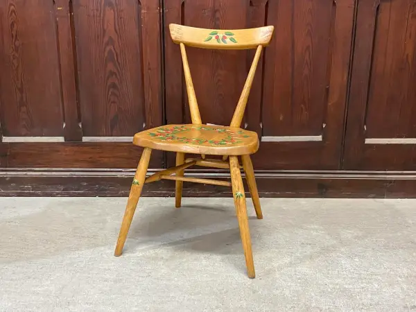 スタッキングチェア｜ブナ・エルム材・1960年代 重ねて収納できる省スペース ERCOL（アーコール）
