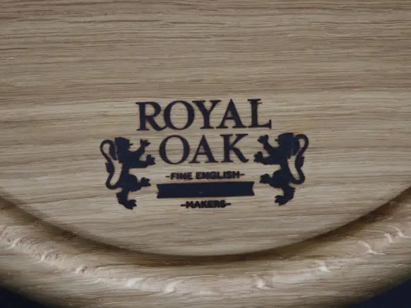チョッピングボード ROYAL OAK 4