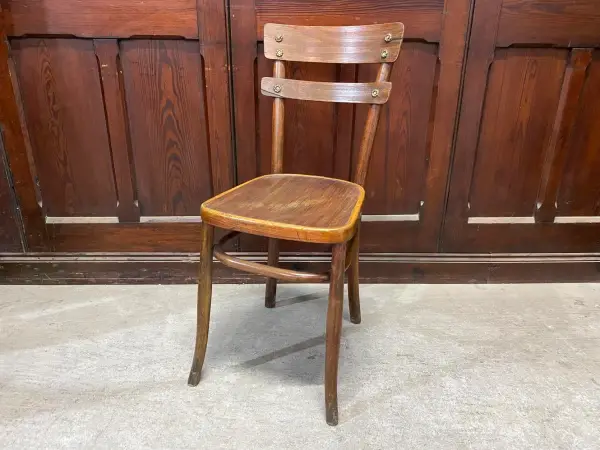 ベントウッドチェア｜ブナ材・1920年代 曲木の名品 1