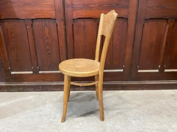 ベントウッドチェア｜ブナ材・1920年代 曲木の名品 THONET（トーネット） 3