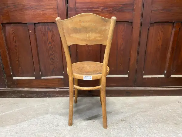 ベントウッドチェア｜ブナ材・1920年代 曲木の名品 THONET（トーネット） 4