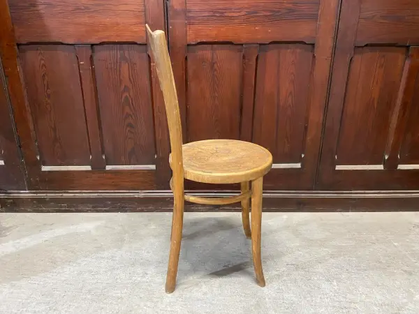 ベントウッドチェア｜ブナ材・1920年代 曲木の名品 THONET（トーネット） 5