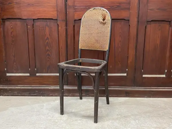 ベントウッドチェア｜ブナ材・1920年代 ハイバック THONET（トーネット） 1