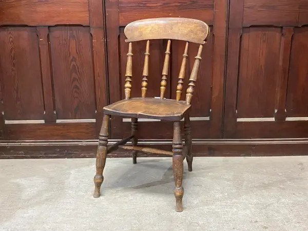 キッチンチェア｜ブナ材・エルム材・1880年代 1