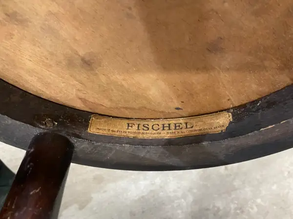 ベントウッドチェア｜ブナ材・1930年代 クロコ型押しのカフェチェア FISCHEL（フィッシェル） 7