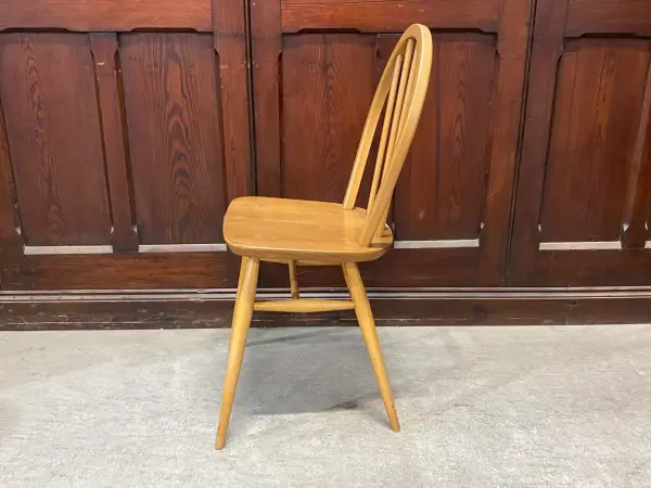 フープバックチェア｜ブナ材・エルム材・1960年代 ミッドセンチュリーの名作椅子 ERCOL（アーコール） 3