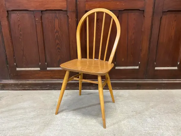 フープバックチェア｜ブナ材・エルム材・1960年代 曲げ木のダイニングチェア ERCOL（アーコール） 1