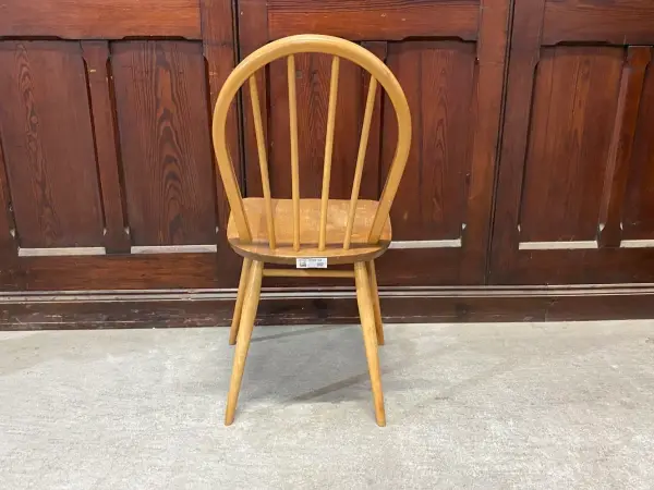 フープバックチェア｜ブナ材・エルム材・1960年代 スポークバックの名作 ERCOL（アーコール） 4