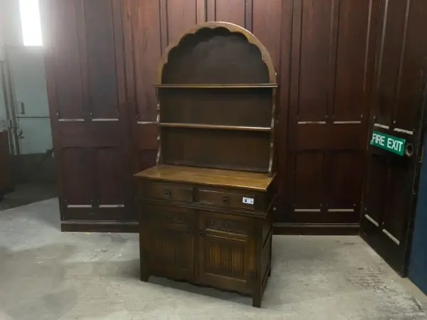 カップボード｜オーク材・1930年代 ドーム型トップの飾り棚 1