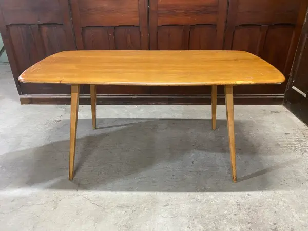 ダイニングテーブル｜ビーチ・エルム材・1960年代 ナチュラルな木肌 ERCOL（アーコール） 2