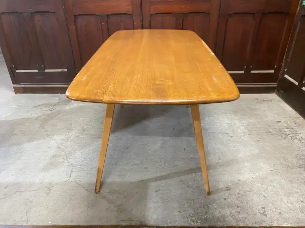ダイニングテーブル｜ビーチ・エルム材・1960年代 ナチュラルな木肌 ERCOL（アーコール） 3