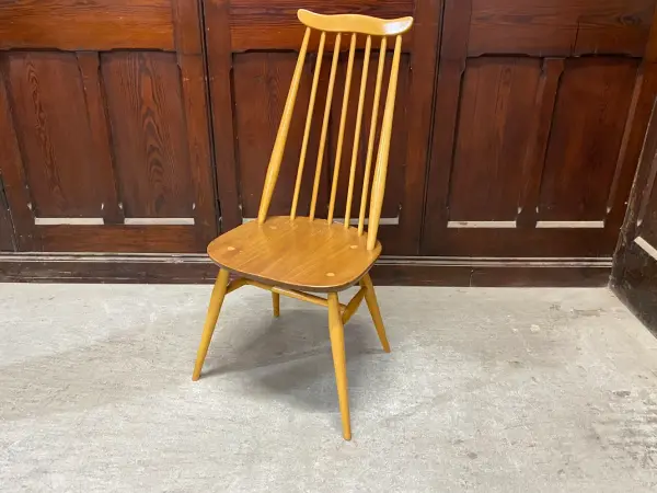 ゴールドスミス チェア｜ブナ材・エルム材・1960年代 英国名作のダイニングチェア ERCOL（アーコール）