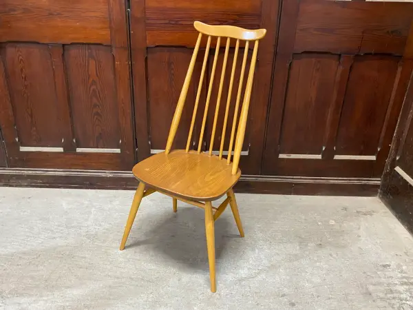 ゴールドスミス チェア｜ブナ材・エルム材・1960年代 英国名作のダイニングチェア ERCOL（アーコール）
