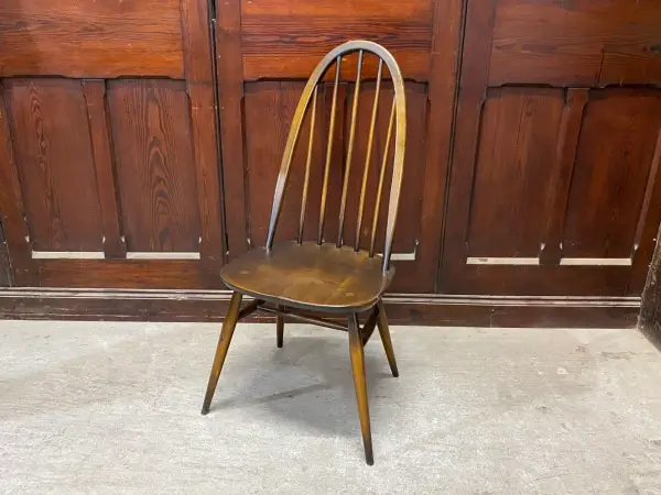クエーカーチェア｜ブナ材・エルム材・1960年代 スポークバックの名作椅子 ERCOL（アーコール）