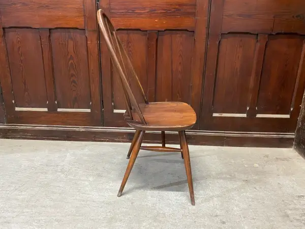 クエーカーチェア｜ブナ材・エルム材・1960年代 背もたれ美しいウィンザー様式 ERCOL（アーコール） 5