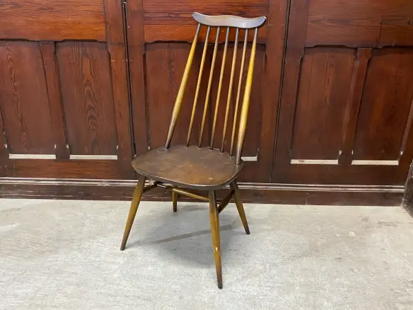 ゴールドスミス チェア｜ブナ材・エルム材・1960年代 英国名作のダイニングチェア ERCOL（アーコール） 1