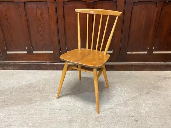 ボウバックチェア｜ブナ材・エルム材・1960年代 ウィンザースタイル ERCOL（アーコール） 1