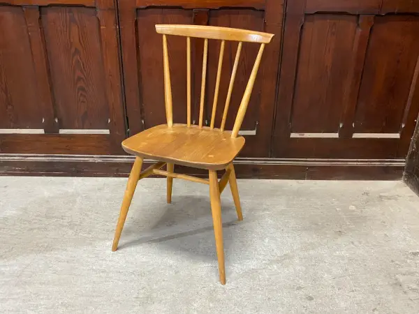 ボウバックチェア｜ブナ材・エルム材・1960年代 ウィンザースタイル ERCOL（アーコール）